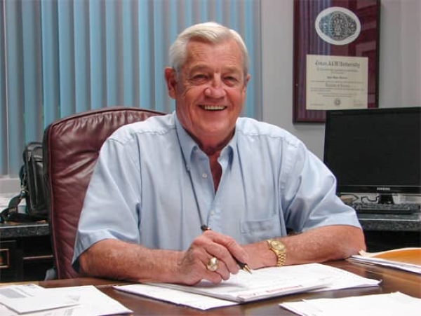 Wayne Robinson Founder